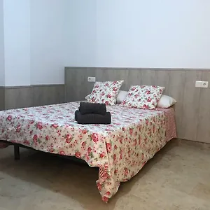 Apartment Amazing And Clean Studio Very Close To Center, Malaga